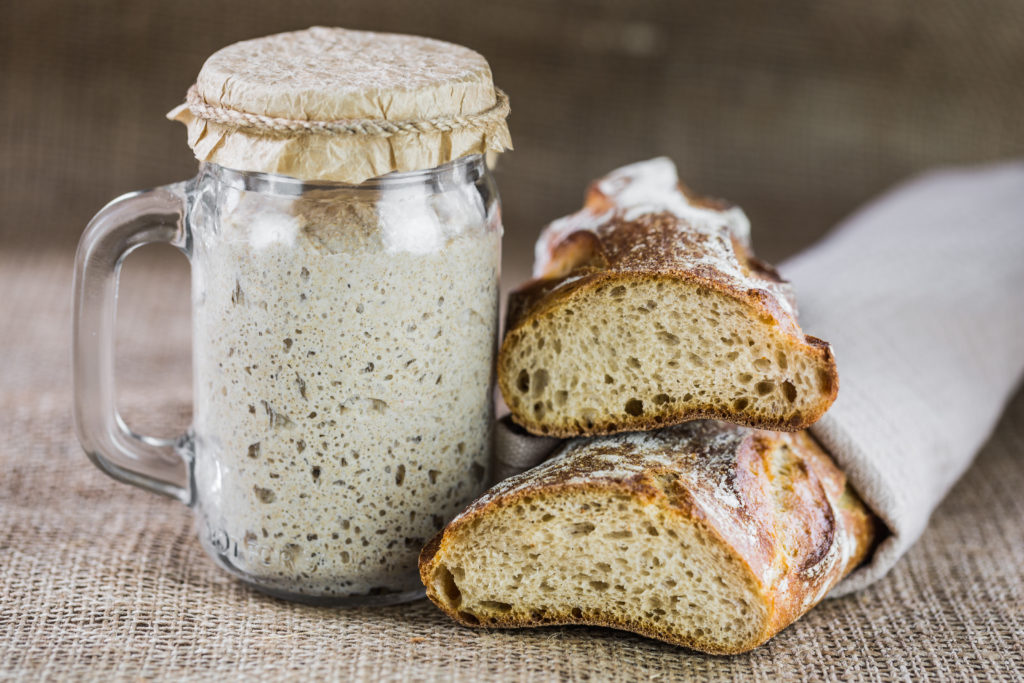 The leaven for bread is active. Starter
sourdough. The concept of a healthy diet