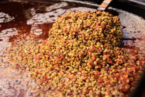 Wet method: yeast and bacteria produce aromatic precursors throughout fermentation.